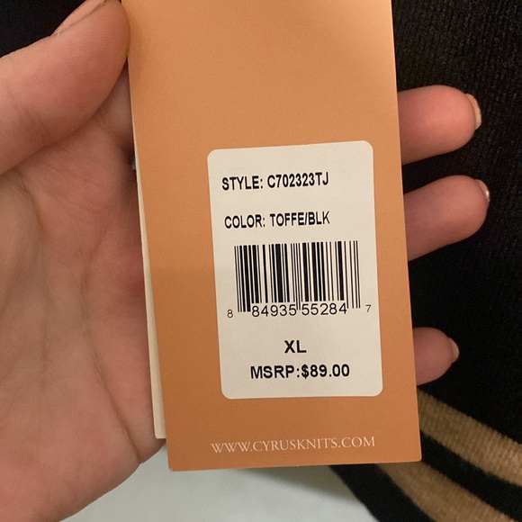 Cyrus Button Down Cardigan - Picture 6 of 6